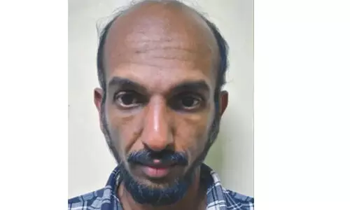 ചെസ് പഠിക്കാനെത്തിയ ആണ്കുട്ടിയോട് ലൈംഗികാതിക്രമം: അധ്യാപകന് അറസ്റ്റില് ചെസ് പഠിക്കാനെത്തിയ ആണ്കുട്ടിയോട് ലൈംഗികാതിക്രമം: അധ്യാപകന് അറസ്റ്റില്