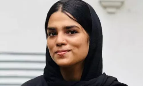 മിനിവാന് സ്കൂട്ടറിലിടിച്ച് കോളജ് വിദ്യാര്ഥിനി മരിച്ചു മിനിവാന് സ്കൂട്ടറിലിടിച്ച് കോളജ് വിദ്യാര്ഥിനി മരിച്ചു