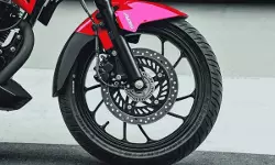 125 സിസി ഇരുചക്രങ്ങളില്‍ എബിഎസ് നിര്‍ബന്ധം; സമയപരിധി ജനുവരിയിലേക്ക് നീട്ടാന്‍ സാധ്യത