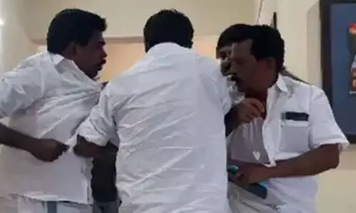 കാസര്‍കോട് ഡിസിസി ഓഫീസില്‍ കോണ്‍ഗ്രസ് നേതാക്കള്‍ ഏറ്റുമുട്ടി