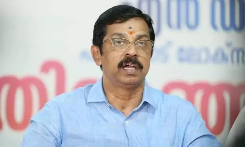 ബിജെപി നേതാവ് കൃഷ്ണകുമാറിന്റെയും ഭാര്യയുടെയും ഉപദ്രവം: വോട്ടര് ലിസ്റ്റില് നിന്ന് പേര് നീക്കാന് ശ്രമിച്ചതായി ഭാര്യാസഹോദരിയുടെ പരാതി ബിജെപി നേതാവ് കൃഷ്ണകുമാറിന്റെയും ഭാര്യയുടെയും ഉപദ്രവം: വോട്ടര് ലിസ്റ്റില് നിന്ന് പേര് നീക്കാന് ശ്രമിച്ചതായി ഭാര്യാസഹോദരിയുടെ പരാതി
