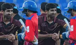 ട്വന്റി-10 ലീഗില്‍ പാക് താരവുമായി ഹര്‍ഭജന്‍ സിങ്ങിന്റെ ഹസ്തദാനം