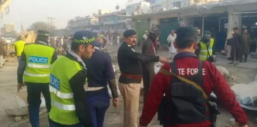 പാകിസ്താനില്‍ പശ നിര്‍മാണ ഫാക്ടറിയില്‍ സ്‌ഫോടനം;15 തൊഴിലാളികള്‍ മരിച്ചു