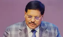 ഞാന്‍ ഇസ് ലാമിലും ക്രിസ്തുമതത്തിലും സിഖുമതത്തിലുമെല്ലാം വിശ്വസിക്കുന്നു; വിടവാങ്ങല്‍ പ്രസംഗത്തില്‍ മതേതരത്വത്തെകുറിച്ച് പരാമര്‍ശിച്ച് ചീഫ് ജസ്റ്റിസ് ബി ആര്‍ ഗവായ്