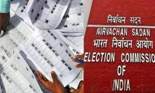 ഇത് തീവ്ര പരീക്ഷണം: എസ്ഐആറില് വലയുന്ന ബിഎല്ഒമാര് ഇത് തീവ്ര പരീക്ഷണം: എസ്ഐആറില് വലയുന്ന ബിഎല്ഒമാര്