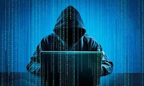 പത്തനംതിട്ടയില് വെര്ച്വല് തട്ടിപ്പ്; വൃദ്ധ ദമ്പതികള്ക്ക് നഷ്ടമായത് 1.40 കോടി രൂപ പത്തനംതിട്ടയില് വെര്ച്വല് തട്ടിപ്പ്; വൃദ്ധ ദമ്പതികള്ക്ക് നഷ്ടമായത് 1.40 കോടി രൂപ