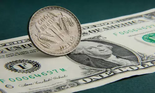 വിദേശനാണ്യ വിപണിയില് ഡോളറിന് കരുത്ത്; ഇന്ത്യന് കറന്സിക്ക് നഷ്ടം വിദേശനാണ്യ വിപണിയില് ഡോളറിന് കരുത്ത്; ഇന്ത്യന് കറന്സിക്ക് നഷ്ടം