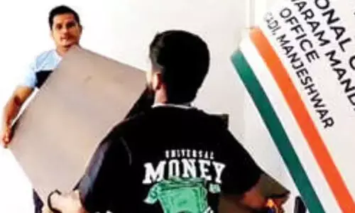 മത്സരിക്കാന്‍ കോണ്‍ഗ്രസിന് സീറ്റില്ല; മഞ്ചേശ്വരത്ത് ഓഫിസ് പൂട്ടി പ്രവര്‍ത്തകര്‍