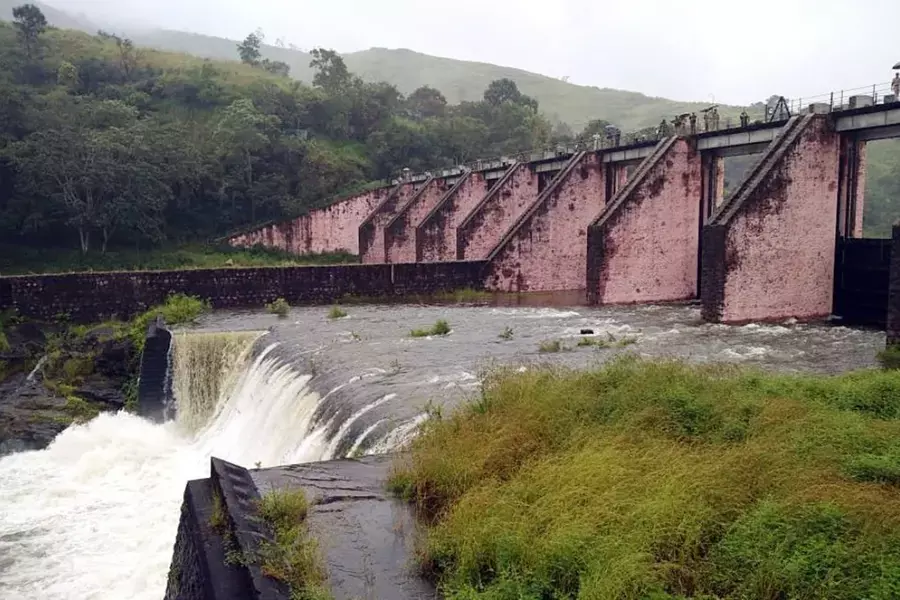 മുല്ലപ്പെരിയാറിലെ ജലനിരപ്പ് ഉയര്‍ന്നു; മുന്നറിയിപ്പ് നല്‍കി തമിഴ്നാട്