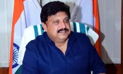 ക്യാമറ ഘടിപ്പിക്കാത്ത സ്‌കൂള്‍ ബസുകള്‍ക്കെതിരേ കര്‍ശന നടപടി: ഗതാഗതമന്ത്രി കെ ബി ഗണേഷ് കുമാര്‍