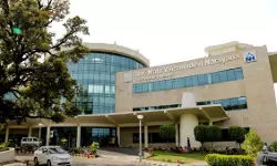 ശ്രീ മാതാ വൈഷ്ണോദേവി മെഡിക്കല്‍ കോളജിലെ മുസ് ലിം വിദ്യാര്‍ഥികളെ പുറത്താക്കണം; ബിജെപിയുടെ നിവേദനം സ്വീകരിച്ച് ലഫ്. ഗവര്‍ണര്‍