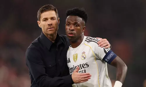 റയല് മാഡ്രിഡില് കരാര് പുതുക്കില്ലെന്ന് വിനീഷ്യസ് ജൂനിയര് റയല് മാഡ്രിഡില് കരാര് പുതുക്കില്ലെന്ന് വിനീഷ്യസ് ജൂനിയര്