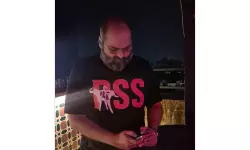 കോമഡി ക്ലബ്ബില്‍ എടുത്ത ചിത്രമല്ല ആര്‍എസ്എസ് വിരുദ്ധ ടി ഷര്‍ട്ടുമായി കുനാല്‍ കമ്ര