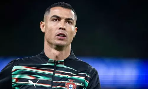 വിലക്കില് ഫിഫ ഇളവ് പ്രഖ്യാപിച്ചു; റൊണാള്ഡോയ്ക്ക് ലോകകപ്പിലെ ആദ്യ മല്സരം നഷ്ടമാവില്ല വിലക്കില് ഫിഫ ഇളവ് പ്രഖ്യാപിച്ചു; റൊണാള്ഡോയ്ക്ക് ലോകകപ്പിലെ ആദ്യ മല്സരം നഷ്ടമാവില്ല