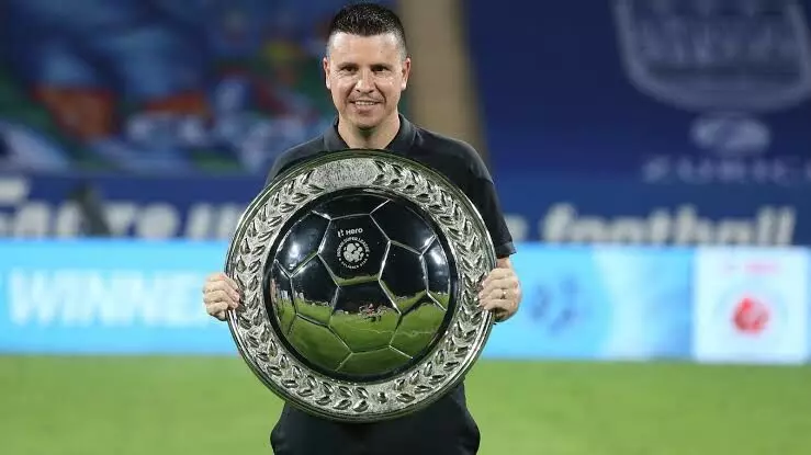 ഐഎസ്എല്‍; ഒഡീഷ എഫ്‌സി വിട്ട സെര്‍ജിയോ ലൊബേറ മോഹന്‍ ബഗാന്റെ പരിശീലകനായി ചുമതലയേറ്റു