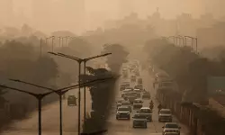 മുംബൈയില്‍ വായു മലിനീകരണം രൂക്ഷം: 53 നിര്‍മാണകേന്ദ്രങ്ങള്‍ക്ക് ബിഎംസി നോട്ടിസ്; എത്യോപ്യന്‍ ചാര സിദ്ധാന്തം തള്ളി ഹൈക്കോടതി