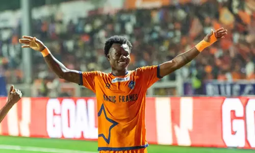 സൂപര്‍ ലീഗ് കേരള; തൃശൂര്‍ മാജിക് എഫ്‌സി സെമിയില്‍