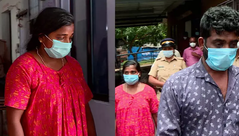 ഗര്ഭിണിയെ കൊന്ന് കായലില് തള്ളിയ കേസില് രണ്ടാം പ്രതിക്കും വധശിക്ഷ ഗര്ഭിണിയെ കൊന്ന് കായലില് തള്ളിയ കേസില് രണ്ടാം പ്രതിക്കും വധശിക്ഷ