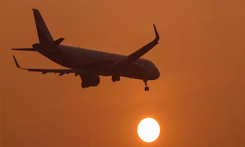 കടുത്ത സൗരവികിരണം; ഫ്ളൈറ്റ് കണ്ട്രോള് ഡേറ്റയ്ക്ക് തകരാര് സംഭവിക്കാമെന്ന് എയര്ബസ് കടുത്ത സൗരവികിരണം; ഫ്ളൈറ്റ് കണ്ട്രോള് ഡേറ്റയ്ക്ക് തകരാര് സംഭവിക്കാമെന്ന് എയര്ബസ്