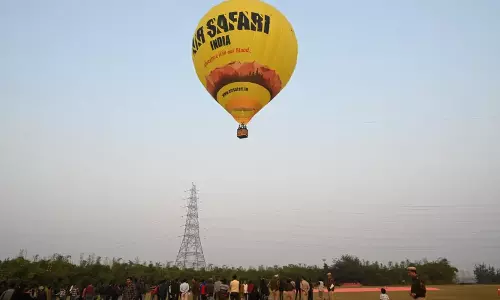 ഹോട്ട് എയര് ബലൂണ് സവാരിക്ക് തുടക്കം കുറിച്ച് ഡല്ഹി; ആദ്യ സവാരി ഇന്ന് വൈകീട്ട് ഹോട്ട് എയര് ബലൂണ് സവാരിക്ക് തുടക്കം കുറിച്ച് ഡല്ഹി; ആദ്യ സവാരി ഇന്ന് വൈകീട്ട്