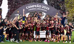 നാലു തവണ കോപ ലിബര്‍ട്ടഡോറസ് കിരീടം ചൂടുന്ന ആദ്യ ബ്രസീലിയന്‍ ക്ലബ്ബായി ഫ്‌ലെമെംഗോ