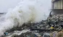 ശ്രീലങ്കയിലെ ദിത്വ ചുഴലിക്കാറ്റ്: മരണം 200 കവിഞ്ഞു.  350 മലയാളികൾ വ്യാമസേന വിമാനത്തിൽ തിരുവനന്തപുരത്ത് എത്തി