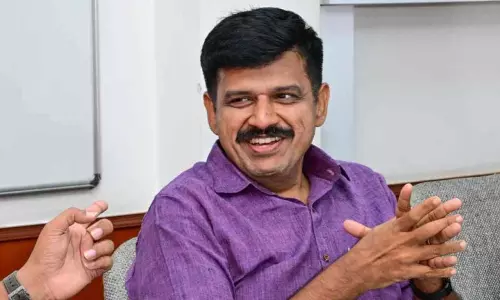 അതിജീവിതയെ അപമാനിച്ച സംഭവം; മുന്‍കൂര്‍ ജാമ്യം തേടി സന്ദീപ് വാര്യര്‍