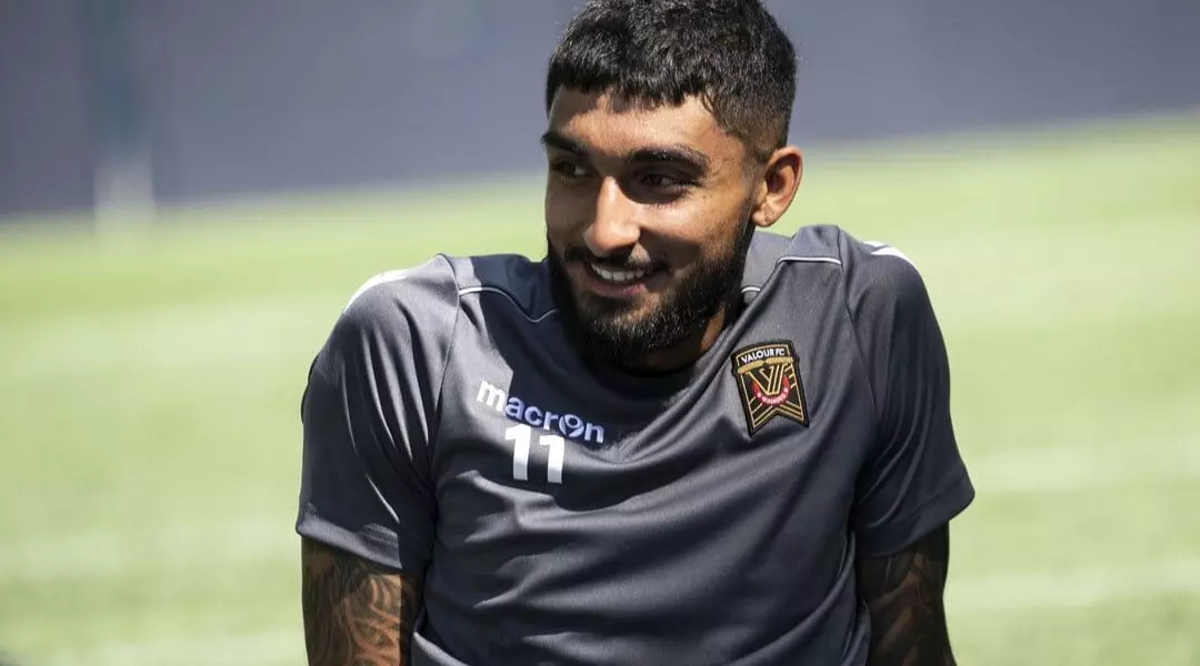 കനേഡിയന്‍ സ്ട്രൈക്കര്‍ ഷാന്‍ സിങ് ഹന്‍ഡാല്‍ ഇന്ത്യന്‍ ഫുട്ബോളിലേക്ക്