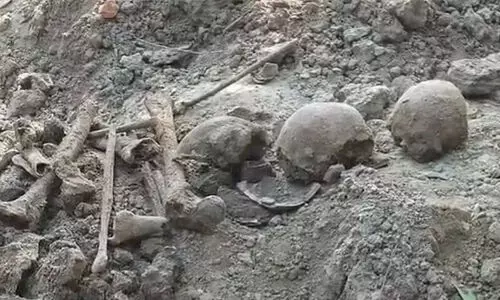 സിപിഎം മുന്‍ നേതാവിന്റെ ഭൂമിയില്‍ അസ്ഥികള്‍ കണ്ടെത്തി; അന്വേഷണം വേണമെന്ന് തൃണമൂല്‍ കോണ്‍ഗ്രസ്