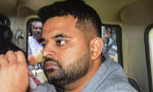 പീഡനക്കേസിലെ ശിക്ഷ മരവിപ്പിക്കണമെന്ന പ്രജ്വല്‍ രേവണ്ണയുടെ ആവശ്യം തള്ളി