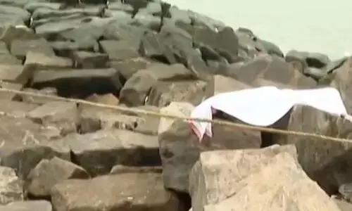 കോഴിക്കോട് സൗത്ത് ബീച്ചില്‍ യുവാവ് മരിച്ചനിലയില്‍