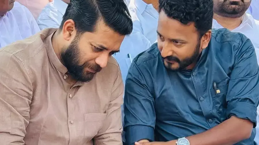 രാഹുലിനെ പിന്തുണച്ചത് രാഷ്ട്രീയമായി മാത്രം: ഷാഫി പറമ്പില് എംപി രാഹുലിനെ പിന്തുണച്ചത് രാഷ്ട്രീയമായി മാത്രം: ഷാഫി പറമ്പില് എംപി