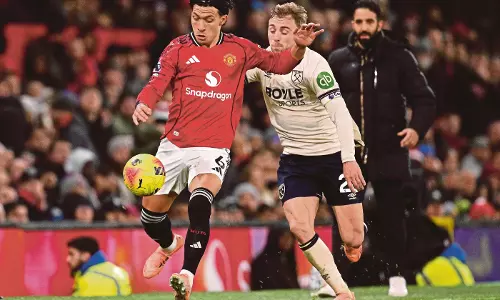 ഇംഗ്ലിഷ് പ്രീമിയര്‍ ലീഗ്; മാഞ്ചസ്റ്റര്‍ യുനൈറ്റഡിനെ സമനിലയില്‍ പൂട്ടി വെസ്റ്റ്ഹാം