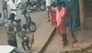 കാസര്കോഡ് തെരുവുനായ ആക്രമണം; എട്ടുവയസ്സുകാരന് കടിയേറ്റു കാസര്കോഡ് തെരുവുനായ ആക്രമണം; എട്ടുവയസ്സുകാരന് കടിയേറ്റു