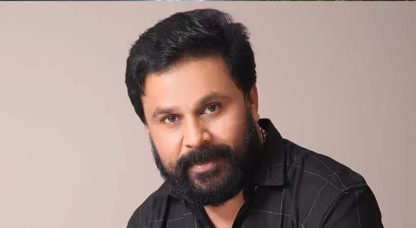 നടിയെ പീഡിപ്പിച്ച കേസില് വിധി നാളെ; രാജിവച്ചത് രണ്ട് പ്രോസിക്യൂട്ടര്മാര്, കേസിലെ പ്രതികളും ആരോപണങ്ങളും നടിയെ പീഡിപ്പിച്ച കേസില് വിധി നാളെ; രാജിവച്ചത് രണ്ട് പ്രോസിക്യൂട്ടര്മാര്, കേസിലെ പ്രതികളും ആരോപണങ്ങളും