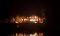 ഗോവയിലെ നിശാക്ലബ്ബിലുണ്ടായ തീപിടിത്തം; ക്ലബ് മാനേജര് അറസ്റ്റില് ഗോവയിലെ നിശാക്ലബ്ബിലുണ്ടായ തീപിടിത്തം; ക്ലബ് മാനേജര് അറസ്റ്റില്