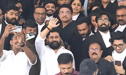 യുവനടി എനിക്കെതിരേ സംസാരിക്കാന്‍ കാരണം പ്രത്യേക പോലിസ് സംഘം, ഉത്തരവാദികള്‍ക്കെതിരേ നിയമ നടപടികളുണ്ടാവും: ദിലീപ്