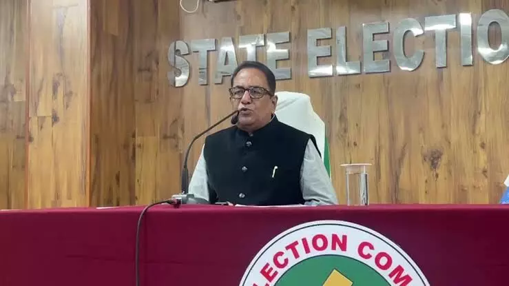 ഒന്നിലധികം വോട്ട് ചെയ്യുന്നതും ആൾമാറാട്ടം നടത്തുന്നതും ശിക്ഷാർഹം : സംസ്ഥാന തിരഞ്ഞെടുപ്പ് കമ്മീഷണർ എ ഷാജഹാൻ ഒന്നിലധികം വോട്ട് ചെയ്യുന്നതും ആൾമാറാട്ടം നടത്തുന്നതും ശിക്ഷാർഹം : സംസ്ഥാന തിരഞ്ഞെടുപ്പ് കമ്മീഷണർ എ ഷാജഹാൻ