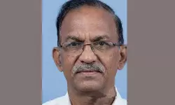 എറണാകുളം പിറവത്തെ യുഡിഎഫ് സ്ഥാനാര്ഥി കുഴഞ്ഞു വീണ് മരിച്ചു എറണാകുളം പിറവത്തെ യുഡിഎഫ് സ്ഥാനാര്ഥി കുഴഞ്ഞു വീണ് മരിച്ചു