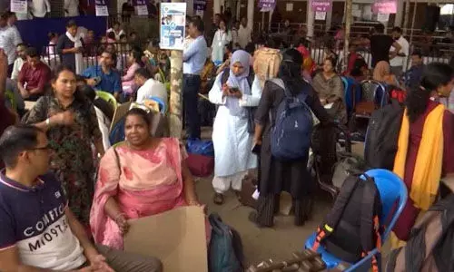 രണ്ടാം ഘട്ട വോട്ടെടുപ്പ് ആരംഭിച്ചു, ഏഴ് ജില്ലകളില് വിധിയെഴുത്ത് രണ്ടാം ഘട്ട വോട്ടെടുപ്പ് ആരംഭിച്ചു, ഏഴ് ജില്ലകളില് വിധിയെഴുത്ത്