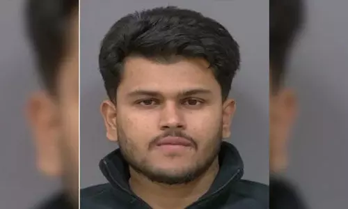 വനിതാ ഡോക്ടര്മാരെ സ്പര്ശിക്കാന് രോഗിയായി അഭിനയിച്ച ഇന്ത്യന് വംശജന് അറസ്റ്റില് വനിതാ ഡോക്ടര്മാരെ സ്പര്ശിക്കാന് രോഗിയായി അഭിനയിച്ച ഇന്ത്യന് വംശജന് അറസ്റ്റില്