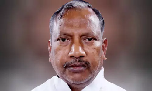 ബാബരി മസ്ജിദ് നിര്മിക്കാന് മുസ്ലിംകള്ക്ക് അവകാശമുണ്ട്; ഹുമായൂണ് കബീറിനെ പിന്തുണച്ച് ജെഡിയു എംപി ബാബരി മസ്ജിദ് നിര്മിക്കാന് മുസ്ലിംകള്ക്ക് അവകാശമുണ്ട്; ഹുമായൂണ് കബീറിനെ പിന്തുണച്ച് ജെഡിയു എംപി