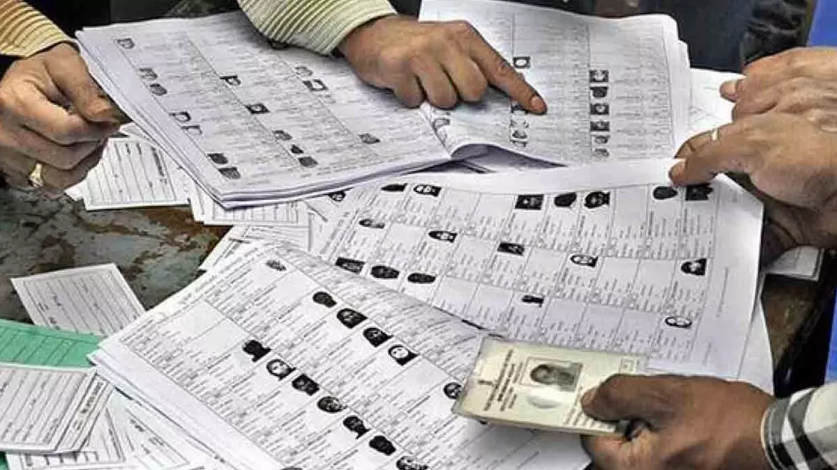 എസ്ഐആര് സമയപരിധി നീട്ടി എസ്ഐആര് സമയപരിധി നീട്ടി