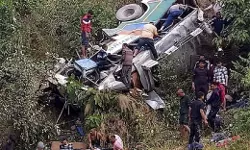 അരുണാചലില്‍ ട്രക്ക് കൊക്കയിലേക്ക് മറിഞ്ഞ് അപകടം; 22 മരണം