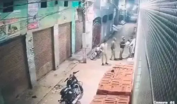 പള്ളിയില്‍ ഉച്ചഭാഷിണി ഉപയോഗിച്ചെന്ന്; മുഅദ്ദിനെ മര്‍ദ്ദിച്ച് പോലിസ്