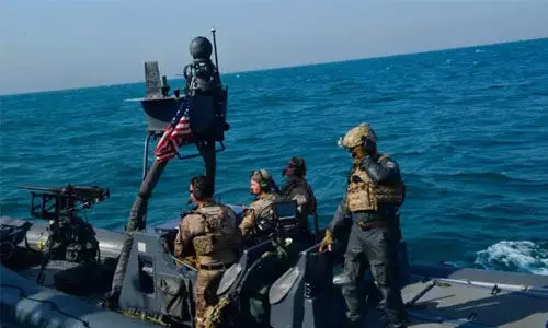 ഇറാനിലേക്കുള്ള ചൈനീസ് കപ്പലില് അതിക്രമിച്ച് കയറി യുഎസ് സൈന്യം ഇറാനിലേക്കുള്ള ചൈനീസ് കപ്പലില് അതിക്രമിച്ച് കയറി യുഎസ് സൈന്യം