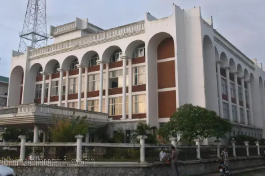 കോഴിക്കോട് കോര്പറേഷന് ഫോട്ടോ ഫിനിഷിലേക്ക്, എല്ഡിഎഫും യുഡിഎഫും ഇഞ്ചോടിഞ്ച് പോരാട്ടം കോഴിക്കോട് കോര്പറേഷന് ഫോട്ടോ ഫിനിഷിലേക്ക്, എല്ഡിഎഫും യുഡിഎഫും ഇഞ്ചോടിഞ്ച് പോരാട്ടം