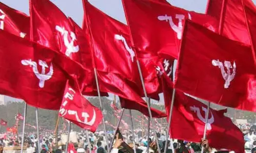 ശബരിമല വാര്ഡില് എല്ഡിഎഫിന് ജയം, ജയിച്ചത് ബിജെപിയുടെ സിറ്റിങ് സീറ്റില് ശബരിമല വാര്ഡില് എല്ഡിഎഫിന് ജയം, ജയിച്ചത് ബിജെപിയുടെ സിറ്റിങ് സീറ്റില്