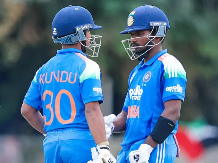 അണ്ടര് 19 ഏഷ്യ കപ്പ്; പാകിസ്താനെ തകര്ത്ത് ഇന്ത്യ അണ്ടര് 19 ഏഷ്യ കപ്പ്; പാകിസ്താനെ തകര്ത്ത് ഇന്ത്യ