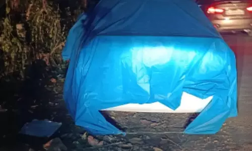 ലീഗ് പ്രവര്‍ത്തകരുടെ വാഹനത്തില്‍ നിന്ന് സ്‌ഫോടകവസ്തു പൊട്ടിത്തെറിച്ചു; മൂന്നു പേര്‍ക്ക് പരിക്ക്